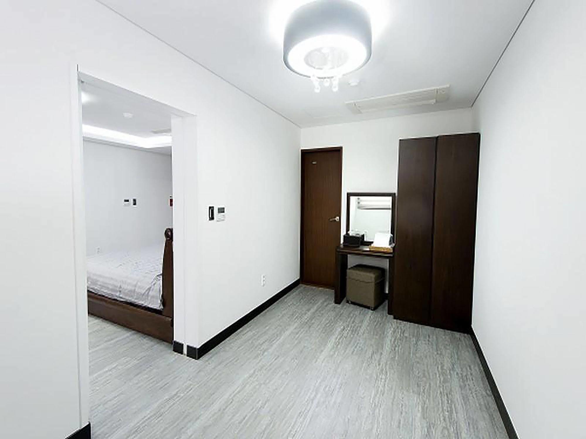 The Seri Resort Согвипхо Экстерьер фото