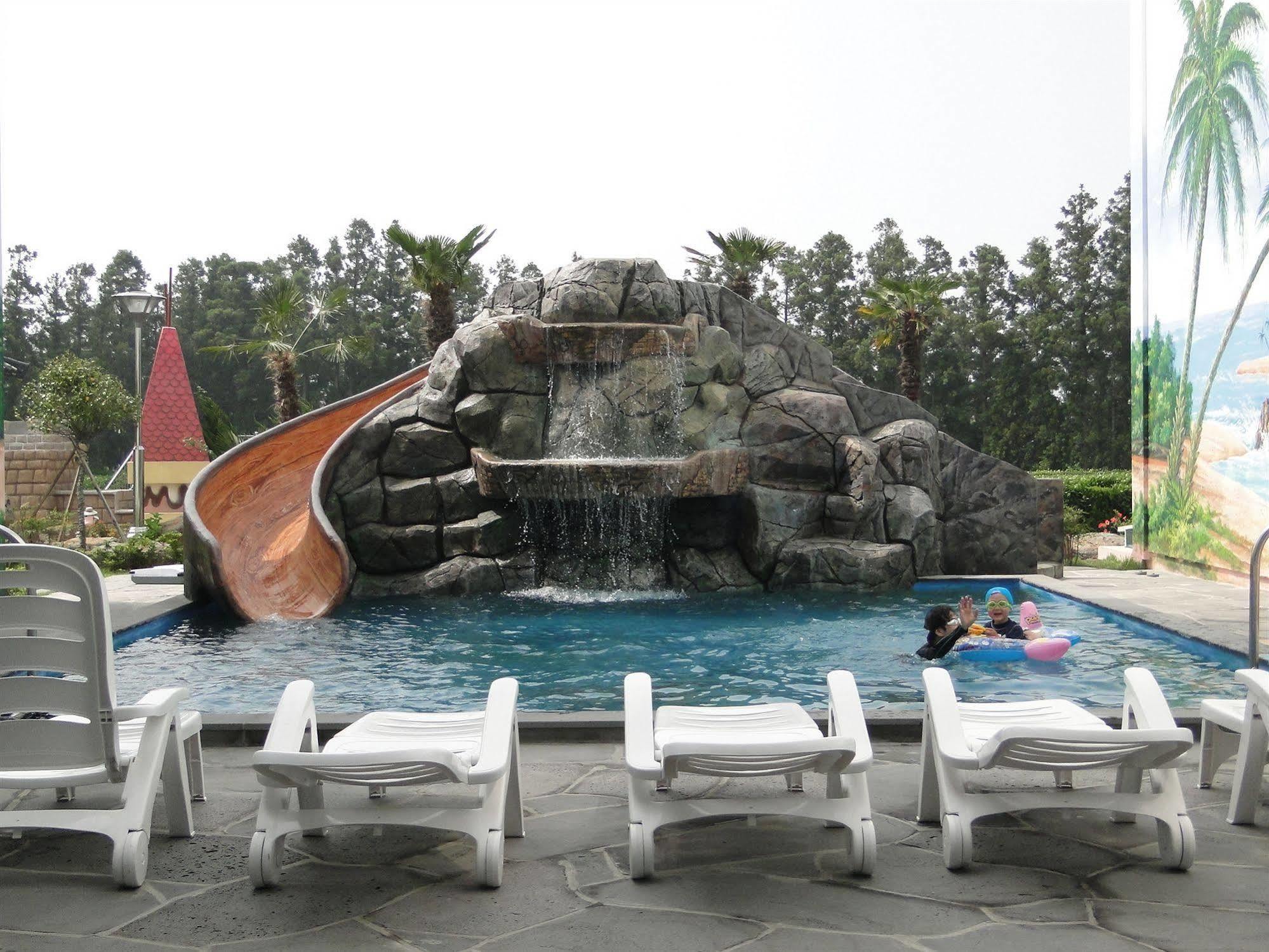 The Seri Resort Согвипхо Экстерьер фото