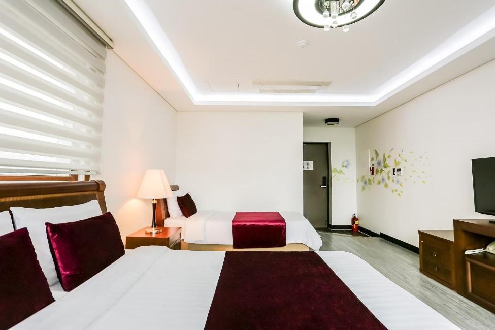 The Seri Resort Согвипхо Экстерьер фото