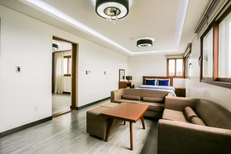 The Seri Resort Согвипхо Экстерьер фото